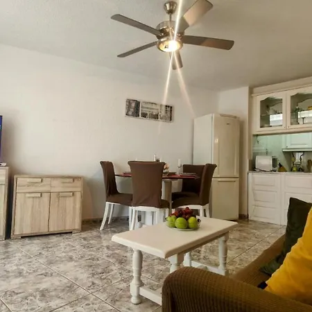 Apartment Atico En Parque Santiago I